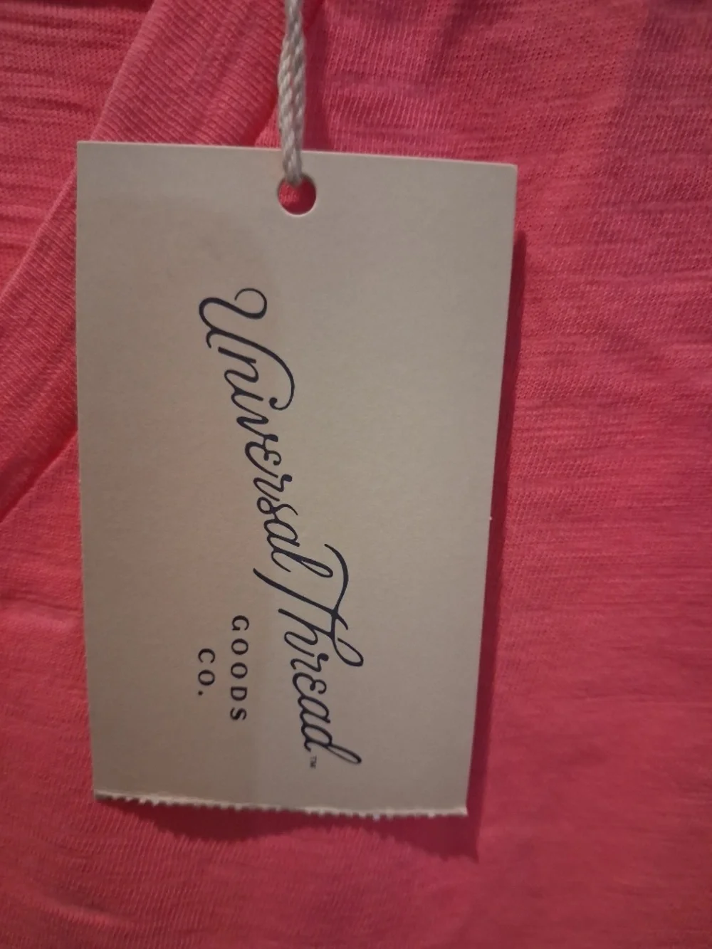 NWT--UNIVERSAL THREAD WOMEN'S PINK COTTON V-NECK TOP! - Picture 5 of 6
